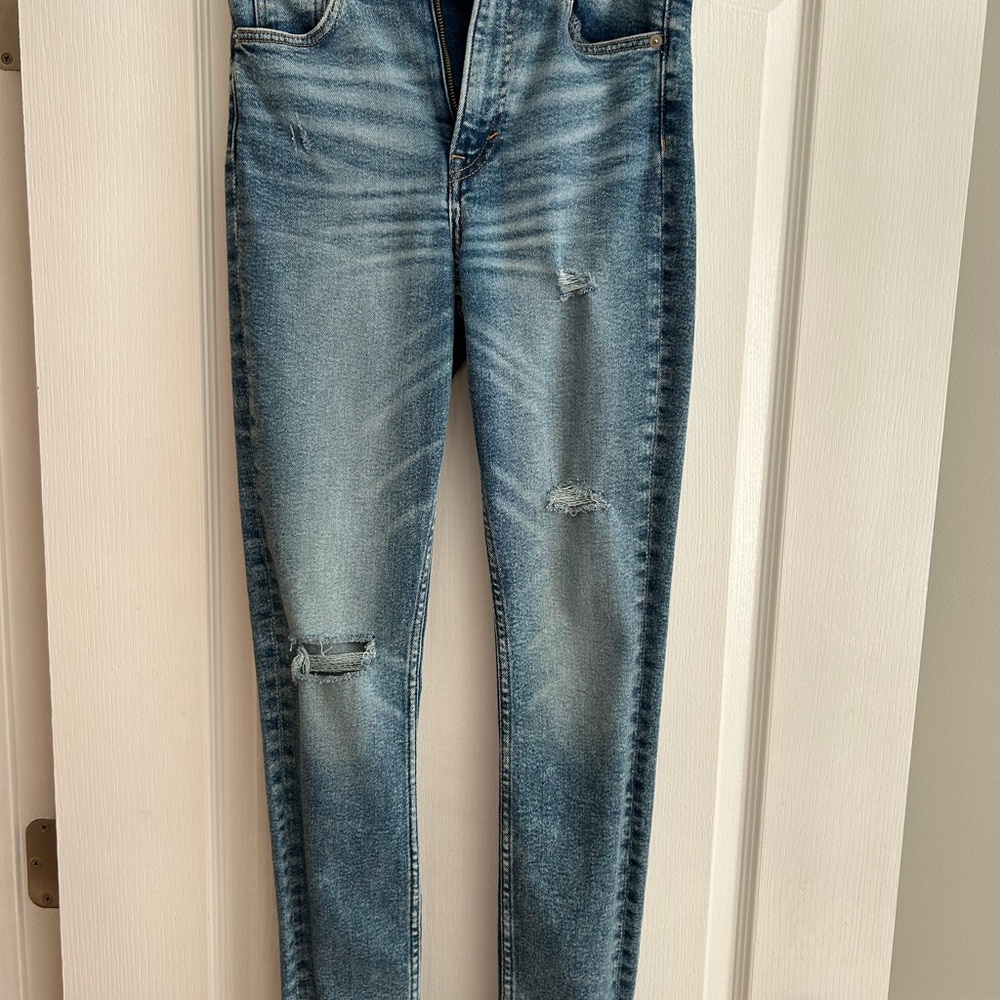 H&M Women's Light Blue Skinny Jeans